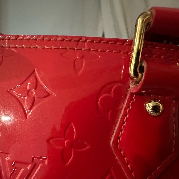 Red Louis Vuitton bag - Picture 6 of 13